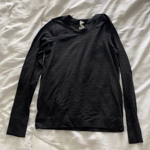 Lulu lemon black long sleeve